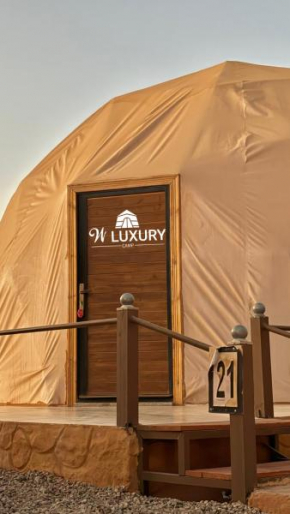 W rum luxury